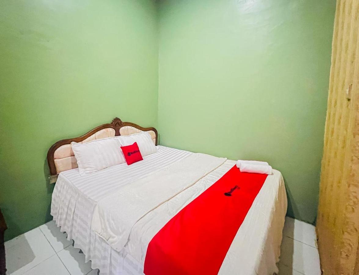 Reddoorz Near Sunrise Mall Mojokerto Exterior photo